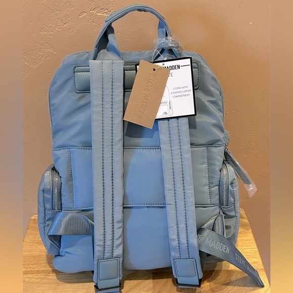 Steve Madden BHAYVE Large Blue Backpack With Matching Wristlet - Picture 7 of 8